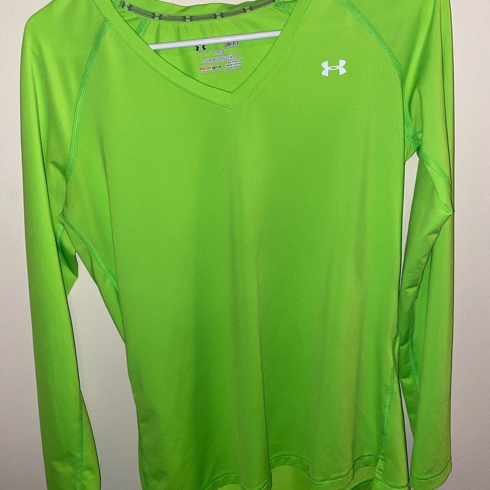 NWOT Under Armour Long Sleeve